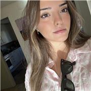 Estudiante de contabilidad y finanzas con alto nivel de inglés y con previa experiencia dando clases particulares a niños desde primaria hasta bachillerato en todas las materias